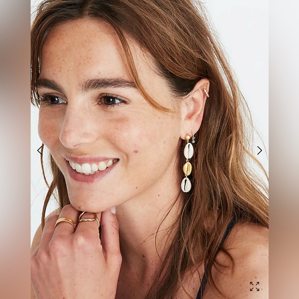 Madewell Cowrie Shell Drop Earrings